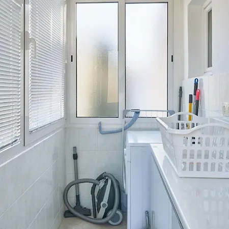 아파트 Andrea Mit Stadtblick By Interhome *