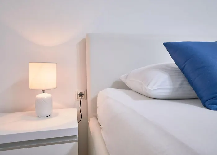 Andrea Mit Stadtblick By Interhome * Split